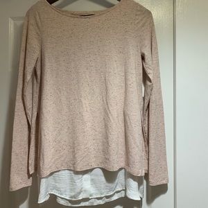 A Pea in the Pod nursing shirt. Size SP light pink